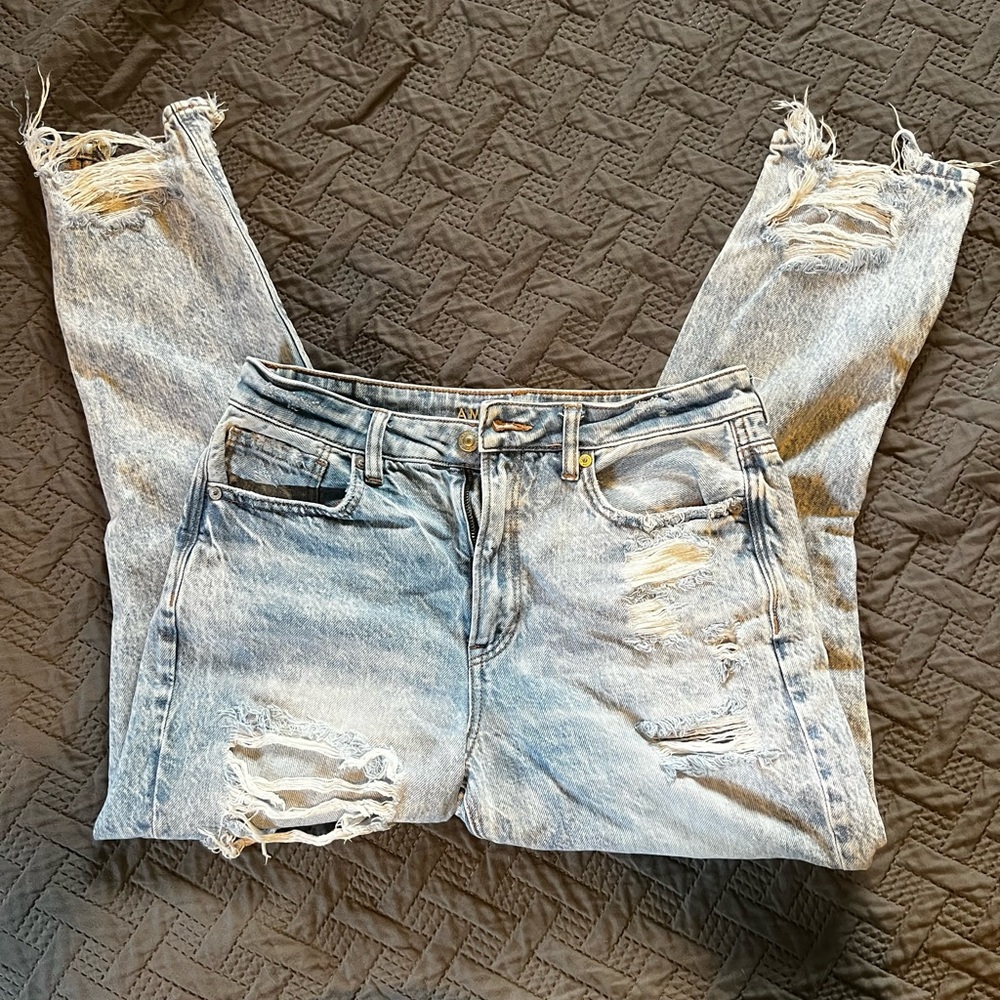 American Eagle Ripped Mom Jeans